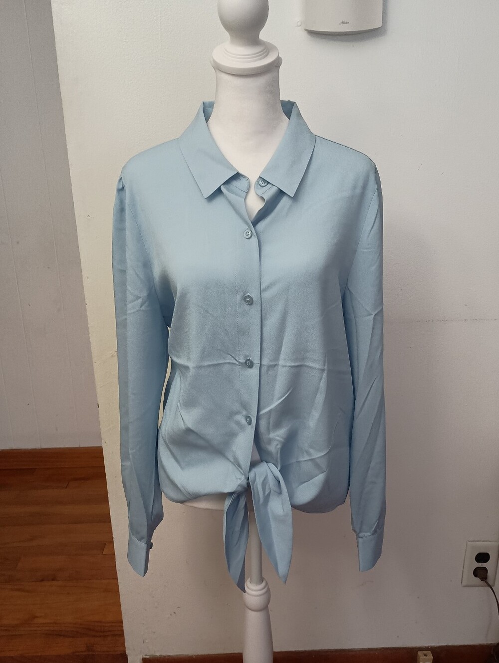 NWT Karl Lagerfeld Light Blue Tie-Front Button-Down Shirt Top Large